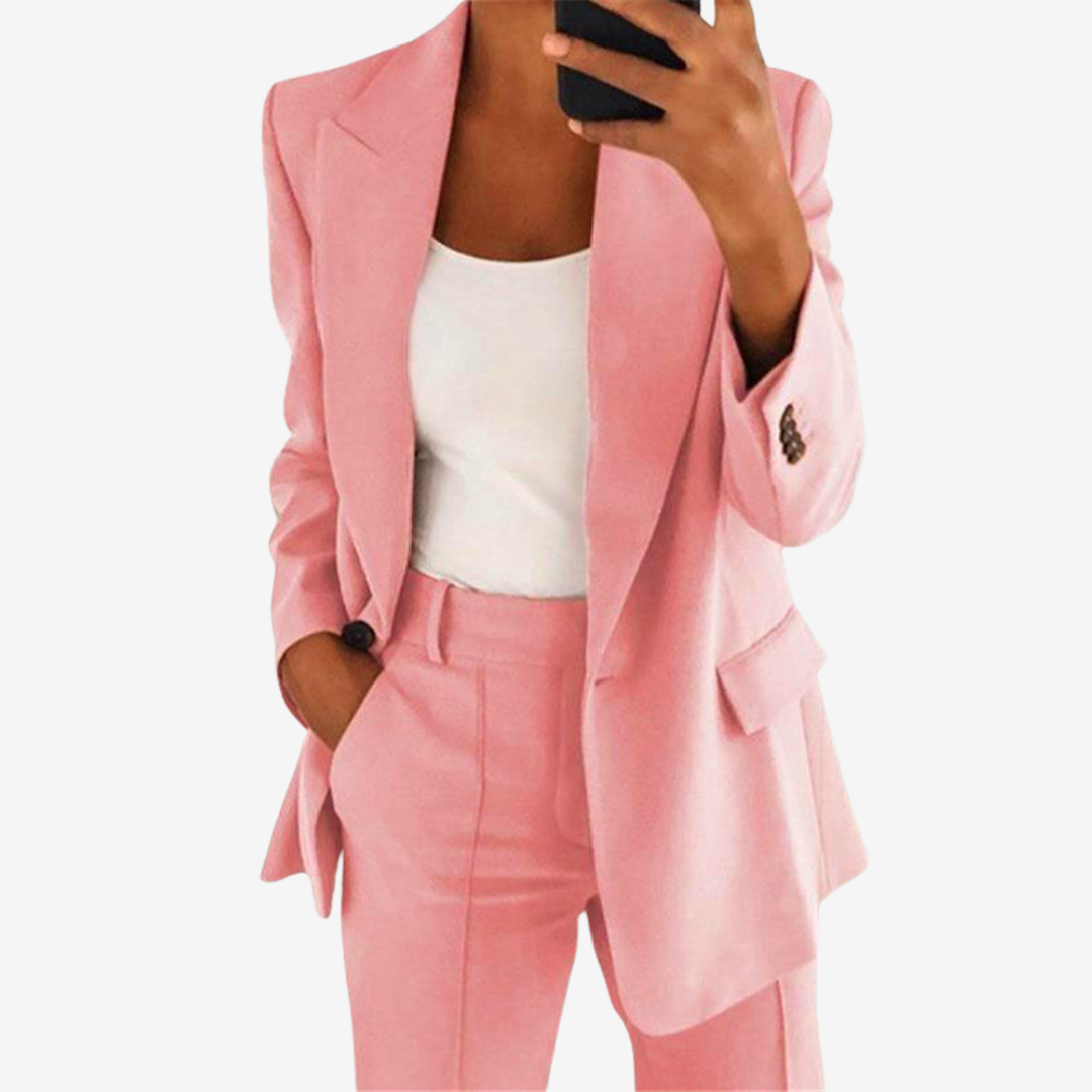 Léonora™ Two-Piece Set