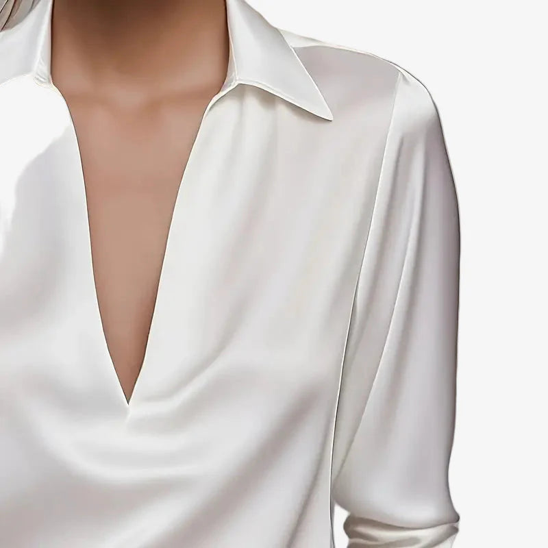 Claoria™ Premium V-neck