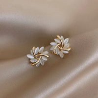 Cera™ Floral Earrings